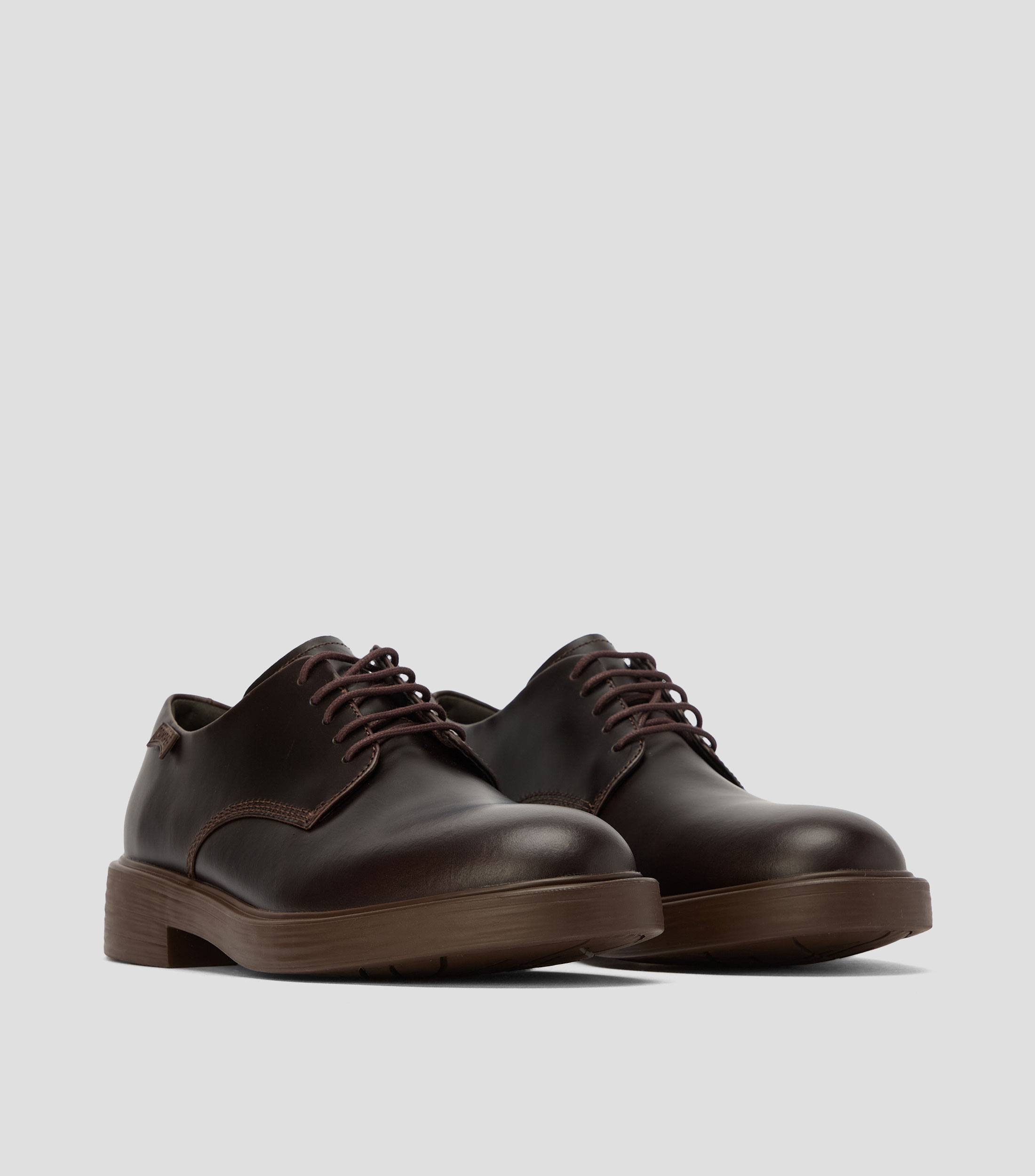 Zapatos casuales derby en piel lisos Hombre
